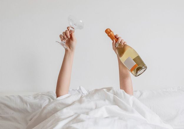 Ils Passent Le Reveillon Du Nouvel An En Solo Ce Soir J Ai Prevu De Dormir Elle