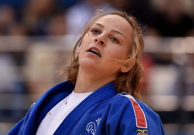 « J’ai cru mourir » : la championne de judo Margaux Pinot réagit à la relaxe d’Alain Schmitt
