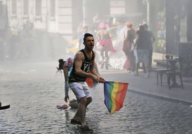 Répression à Istanbul à l’occasion de la Gay Pride
