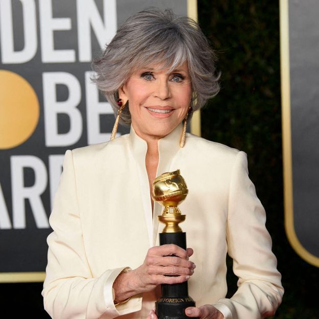Jane Fonda fait sensation avec sa nouvelle coupe mulet 