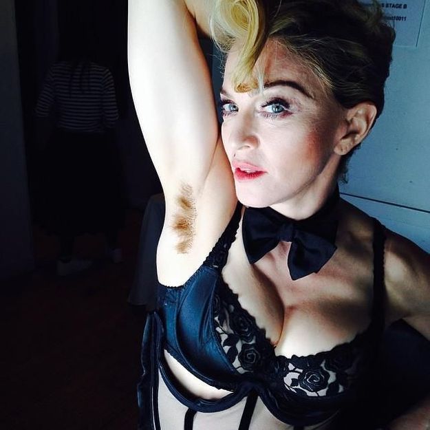 Madonna, fière de ses poils aux aisselles !