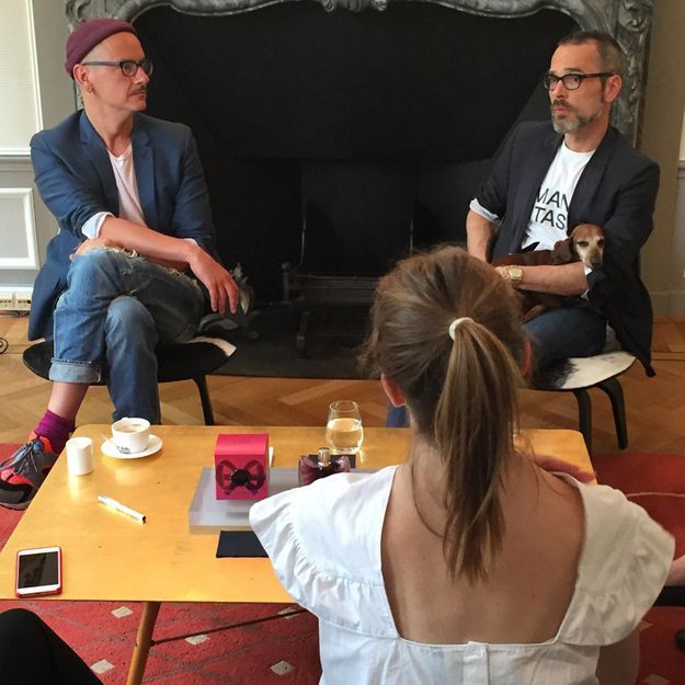 Bonbon Couture Rencontre Avec Viktor Rolf Les Createurs De Ce Nouveau Parfum Sucre Elle Bonbon Couture Rencontre Avec Viktor Rolf Les Createurs De Ce Nouveau Parfum Sucre Elle