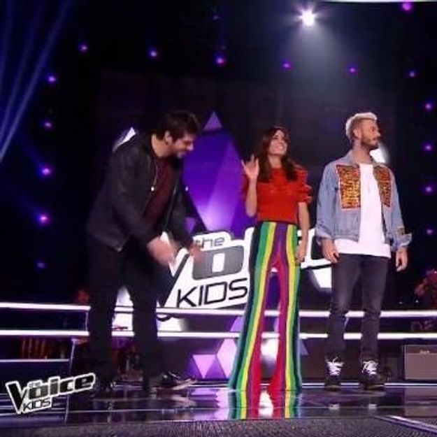 Jenifer : son pantalon Balmain dans « The Voice Kids » crée le buzz 