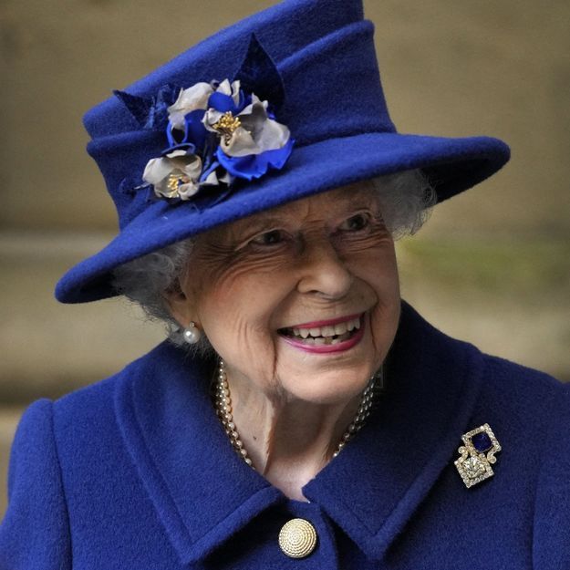 Elisabeth II rend un touchant hommage au prince Philip