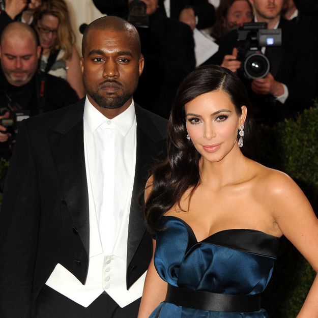Kim Kardashian Et Kanye West Leur Faire Part De Mariage Dévoilé Elle