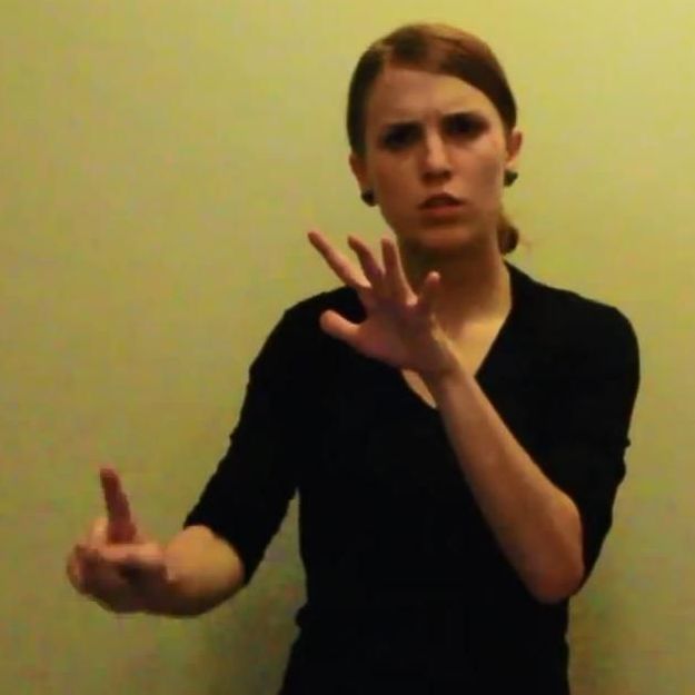#Prêtàliker : elle rappe en langue des signes et séduit la Toile