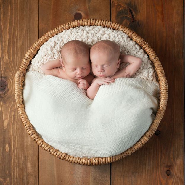 Une Anglaise A Accouche De Jumeaux Concus A Trois Semaines D Ecart Elle