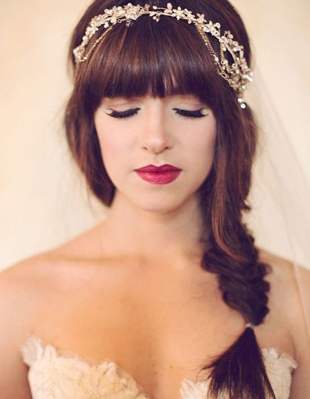 Coiffure de mariée avec frange 30 idées de coiffure avec frange pour un look qui change ! Elle
