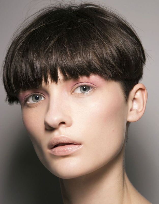 Coupe au bol boyish 20 façons de moderniser la coupe au bol Elle