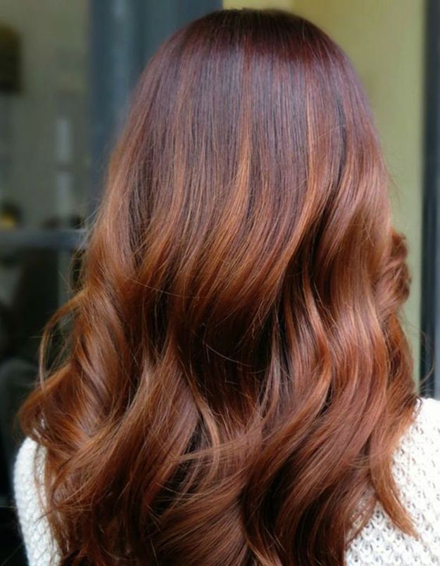 balayage cuivré sur cheveux noirs - balayage cuivré : le reflet