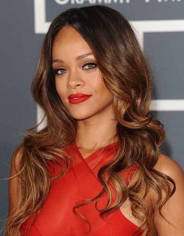 Rihanna signe une ligne de maquillage pour M.A.C.