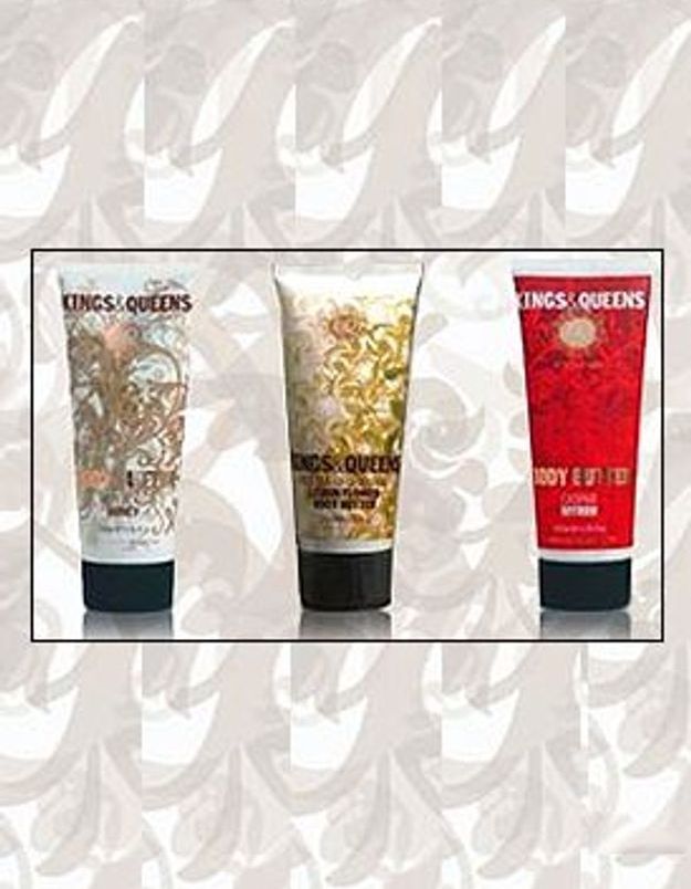 Korres fait mousser la monarchie - Elle