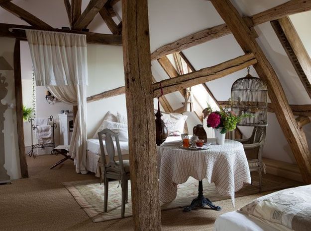 Créer une suite sous les toits - Elle Décoration