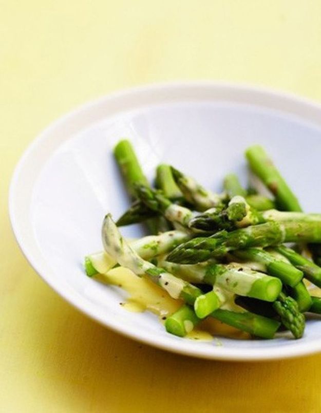 Asperges vertes, sauce hollandaise au citron 50 recettes pour se