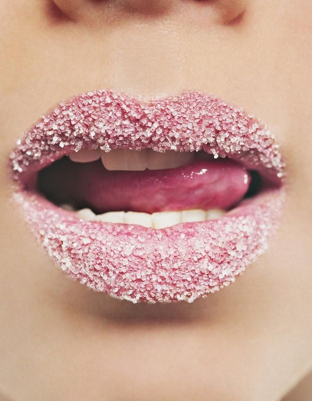 8 signes qui montrent que vous mangez trop de sucre