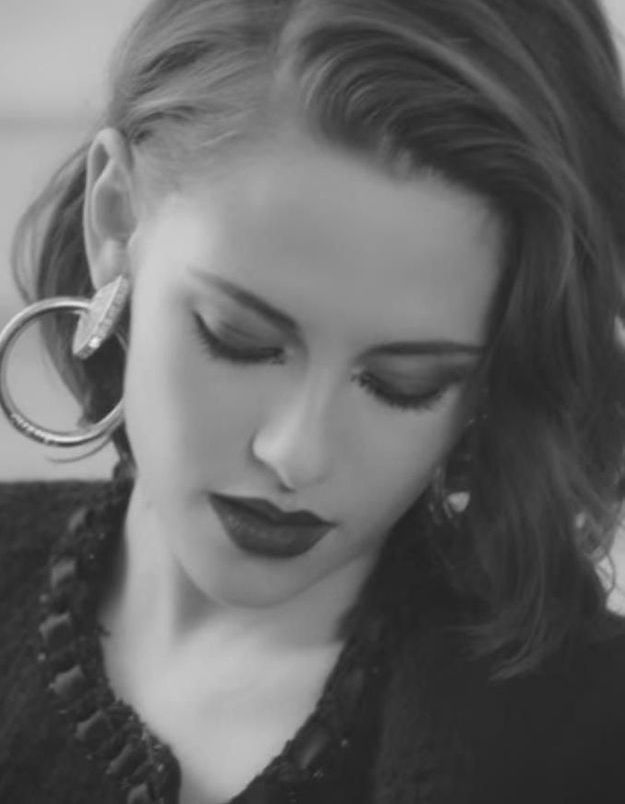 #PrêtàLiker : Kristen Stewart joue les belles mélancoliques pour Chanel