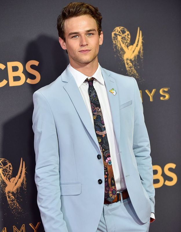 13 Reasons Why L Acteur Brandon Flynn En Couple Avec Un Celebre Chanteur Elle