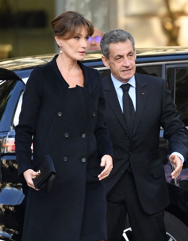 Carla Bruni : sa tendre photo de Nicolas Sarkozy en peignoir pour son anniversaire