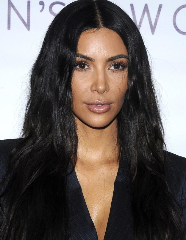 Ce que l’on sait désormais sur la mère porteuse de Kim Kardashian