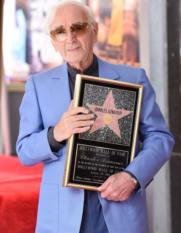 Charles Aznavour : son étoile brille désormais sur Hollywood Boulevard
