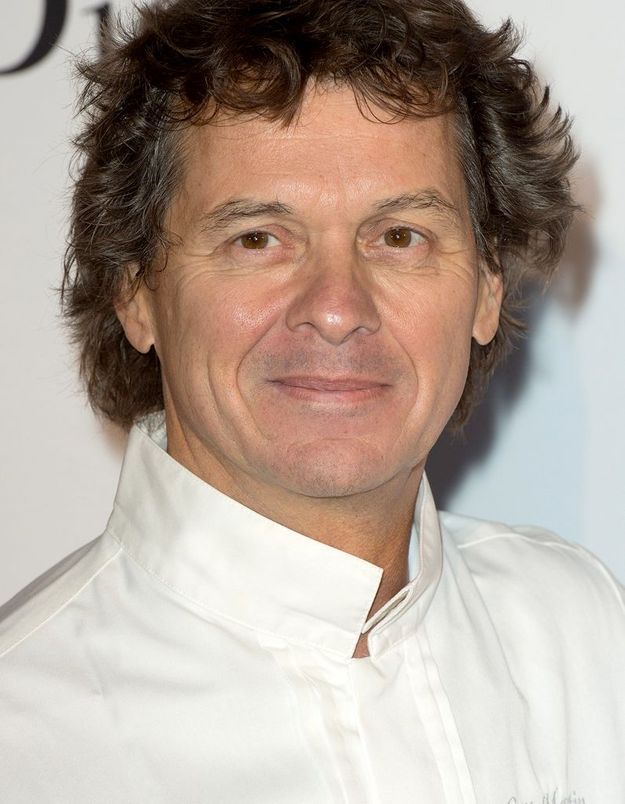 洋書 Recettes Gourmandes de Guy Martin Amazon.com: Recettes Gourmandes (French Edition