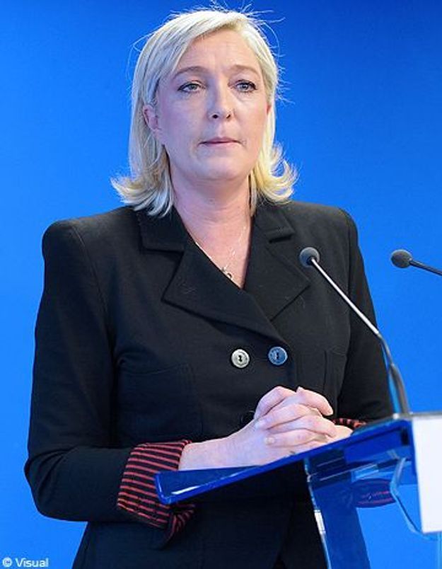 55% des Français souhaitent que Le Pen ait 500 signatures