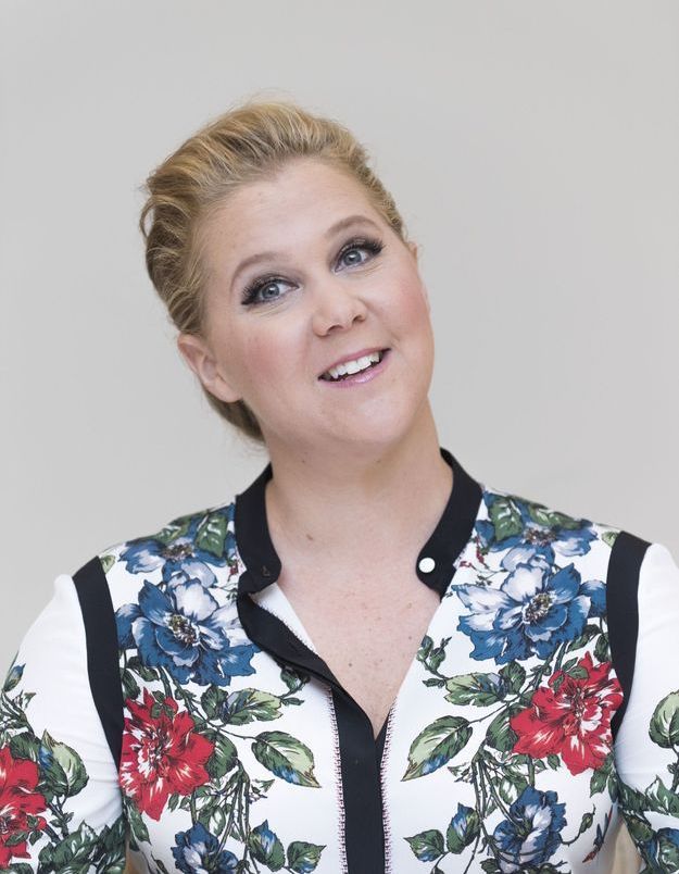 Amy Schumer : pourquoi son humour fait du bien aux futures mères
