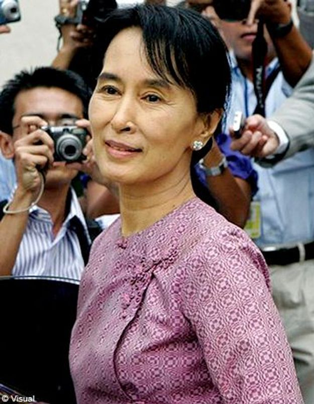 Aung San Suu Kyi a rencontré un ministre birman