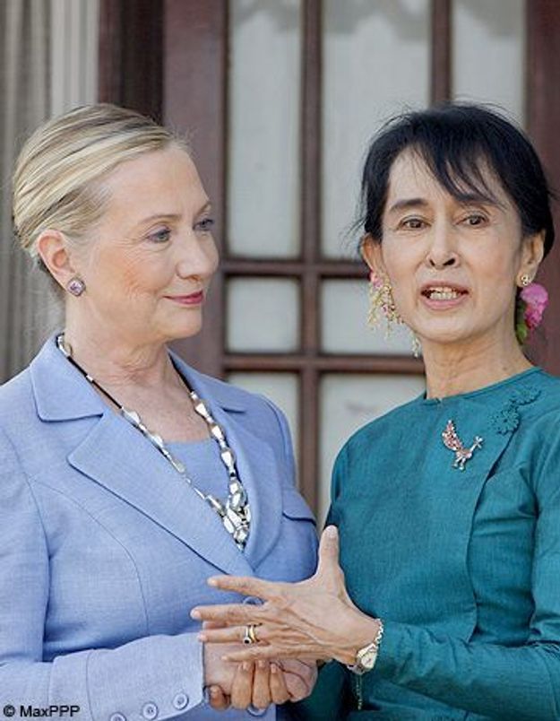 Birmanie: Hillary Clinton a rencontré Aung San Suu Kyi - Elle