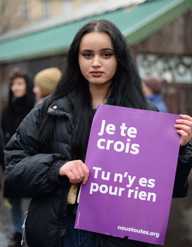 #JeSuisVictime : des milliers de femmes témoignent de violences sexuelles sur Twitter