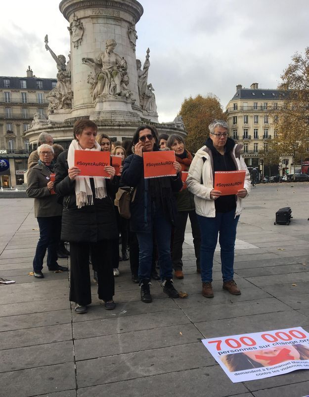 #SoyezAuRDV : on était au rassemblement pour interpeller Macron sur les violences faites aux femmes