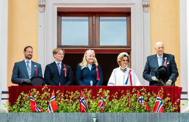 Noces rebelles, violences, gourou : la famille royale de Norvège, la monarchie qui affole la presse