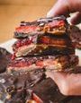 Le date bark, le nouveau dessert tendance avec 4 ingrédients seulement