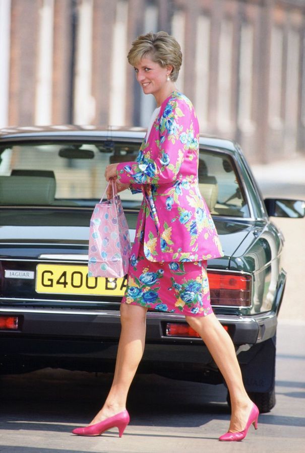 Un total look rose à fleurs