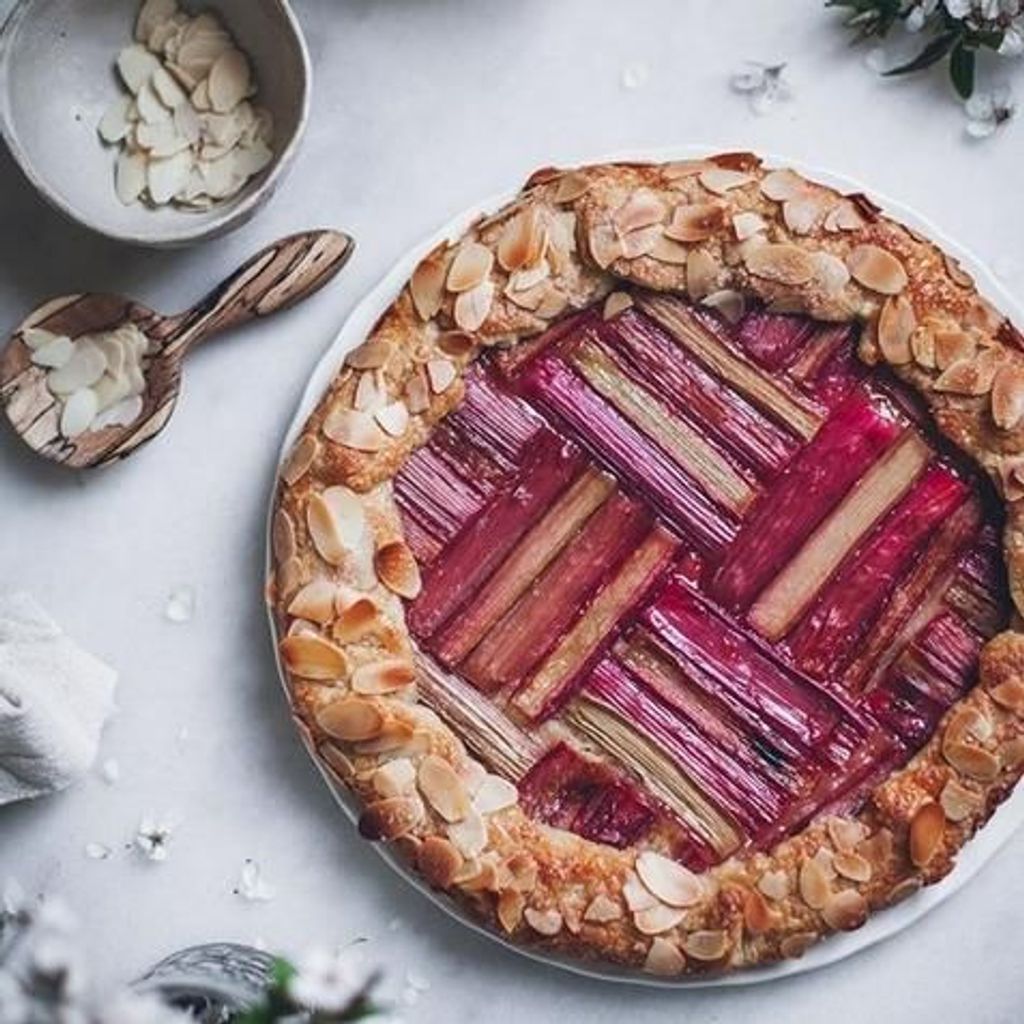 La Tarte A La Rhubarbe Le Dessert Geometrique Facon Instagram