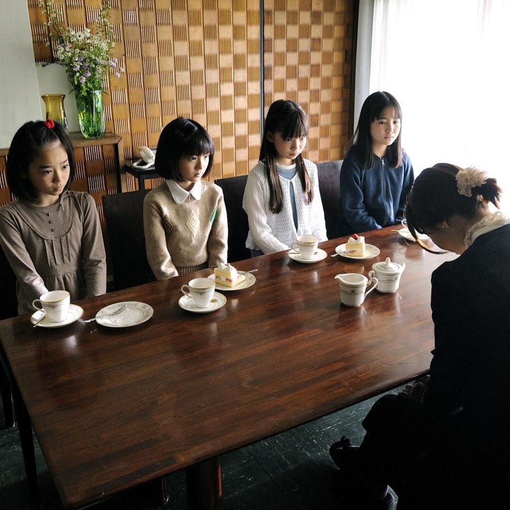 Tv Ce Soir On Plonge Dans Les Méandres De Shokuzai Elle - 