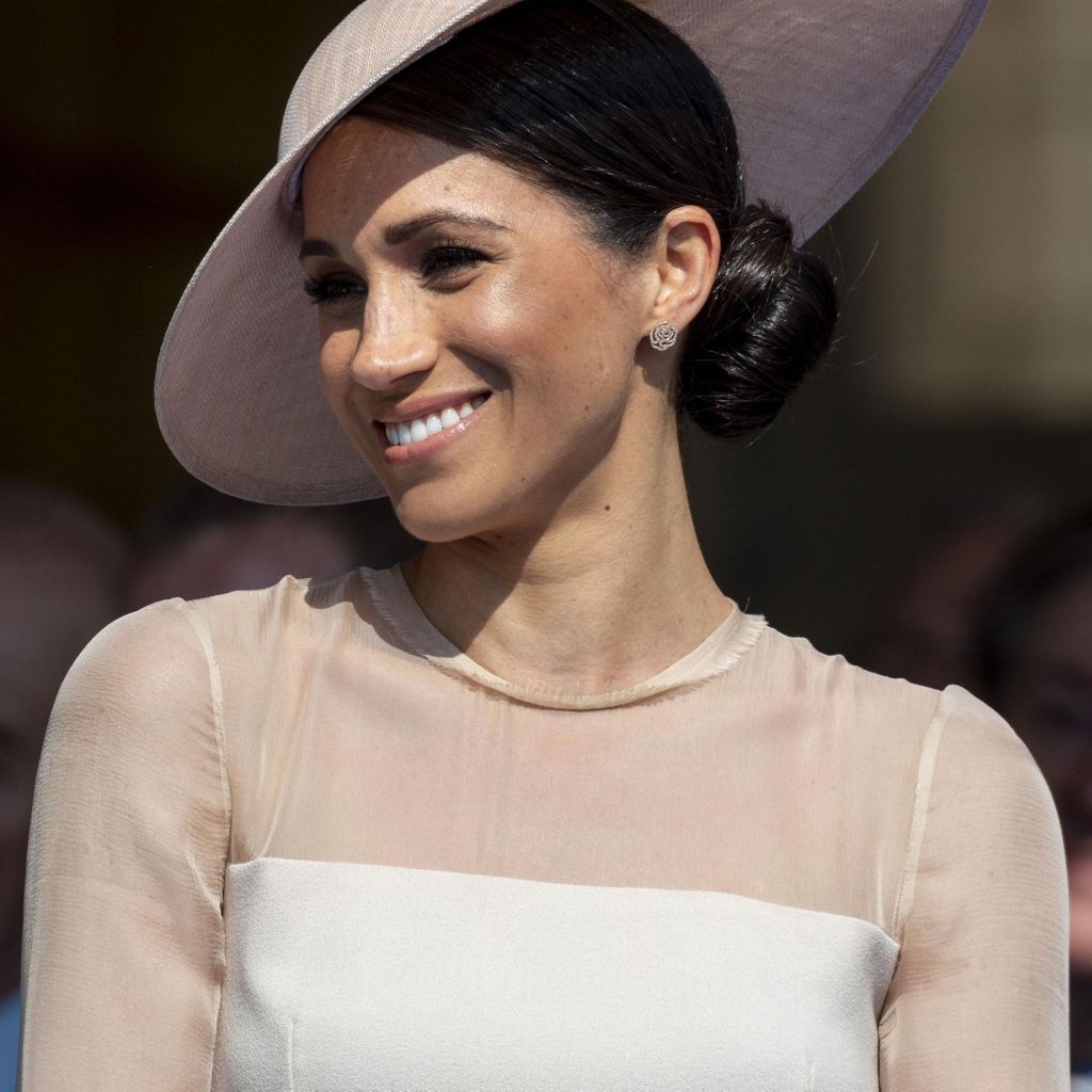 Meghan Markle Fait Planter Le Site Qui Vendait Sa Robe De Garden Party Elle