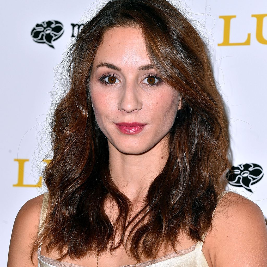 Pourquoi Cette Actrice De Pretty Little Liars Sera Au Mariage De