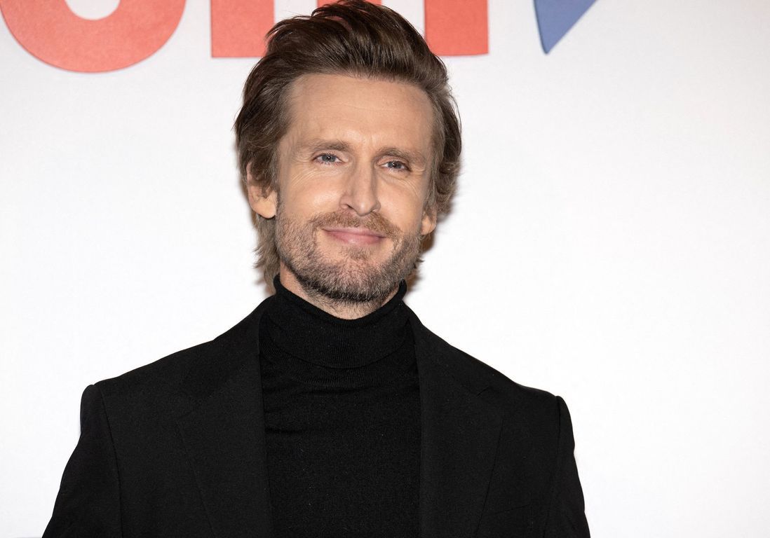 Homme Célèbre A Moustache Top 7 Philippe Lacheau : ce célèbre animateur qu'il a refusé d'incarner dans un  biopic - Elle