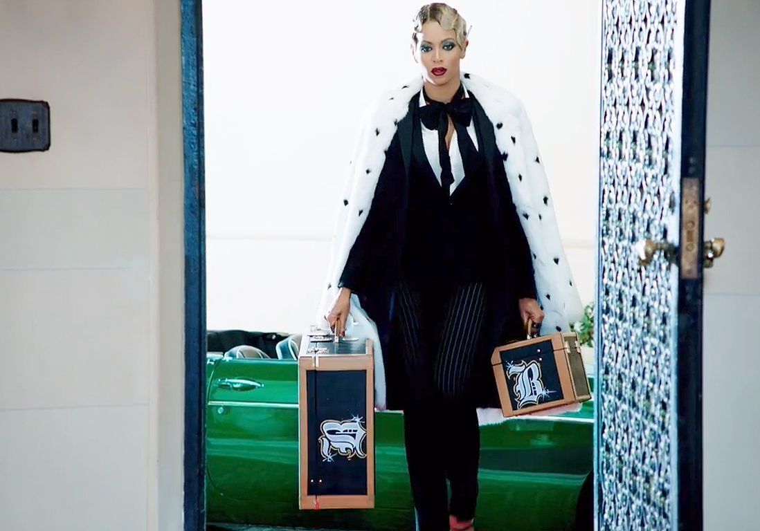 Beyonce Sexy Dans Haunted La Chanson De Fifty Shades Of Grey Elle Shallow a star is born (by bradley cooper). chanson de fifty shades of grey