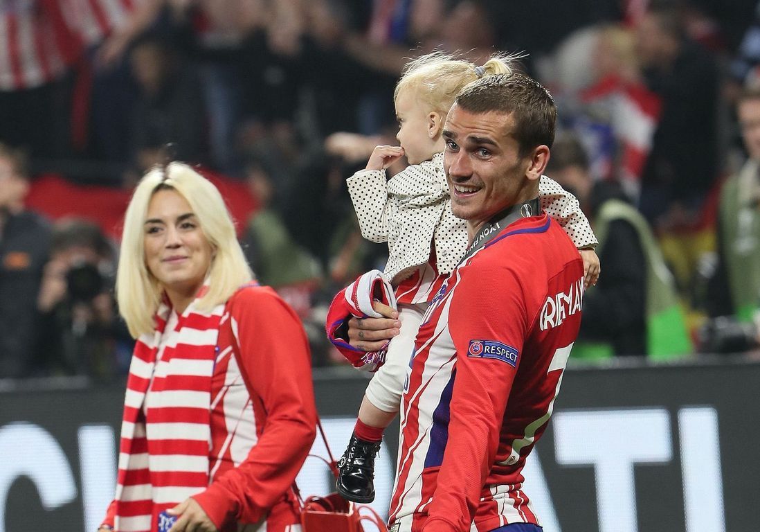 Antoine Griezmann Devient Pere Pour La Troisieme Fois Un 8 Avril Elle