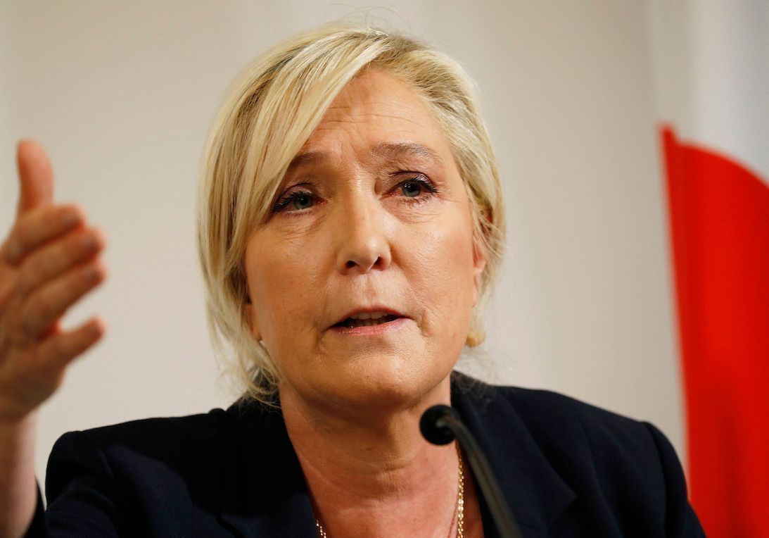 Pourquoi Marine Le Pen A Change De Prenom Marine Le Pen lance un appel à « l'alternance » avant le deuxième tour -  Elle