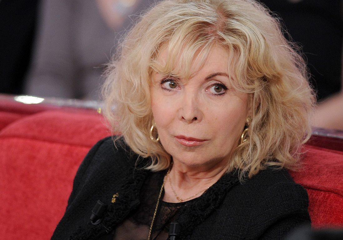 Maryse Wolinski La Vie Apres Charlie Elle