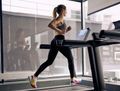 Ce n’est pas le manque de motivation qui éloigne les femmes du sport, mais le sentiment d’insécurité