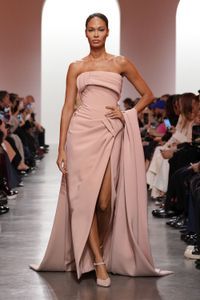 Défilé Elie Saab Haute Couture Printemps-Eté 2025