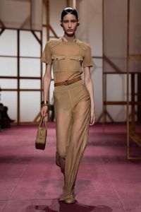 Défilé Hermès Prêt à porter Printemps-Eté 2025