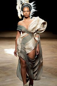 Défilé Iris Van Herpen Haute Couture automne-hiver 2022-2023