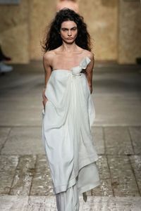 Défilé Moschino Prêt à porter Printemps-Eté 2025