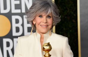 Jane Fonda fait sensation avec sa nouvelle coupe mulet 