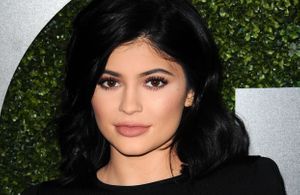 En assumant sa cicatrice, Kylie Jenner inspire la Toile